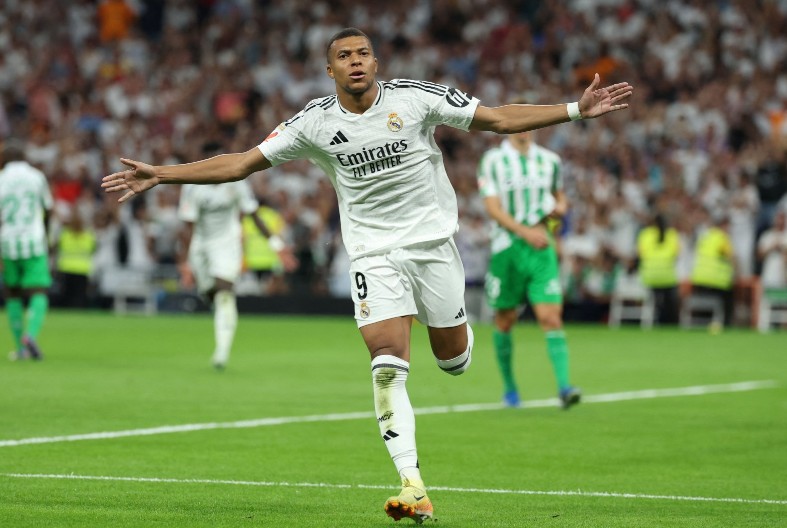 Greatest Contenders for the Ballon d'Or 2025